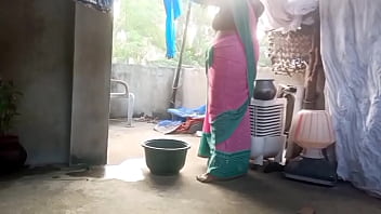 Tante India Ganas Dalam Video Porno Yang Menggoda