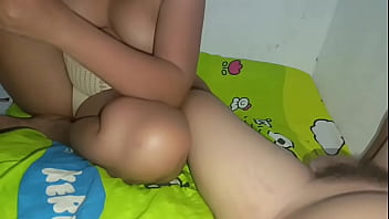 Ibu Takut Ketahuan Suami Saat Mesum Dengan Temannya Yang Ganas