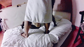 Gadis Asia Menggoyang Dengan Memek Montoknya Yang Sempit, Ditukar Dengan Uang, Panas Banget!