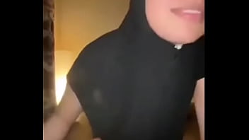 **meksempit Digenjot Kontol Besar Cewek Berjilbab**