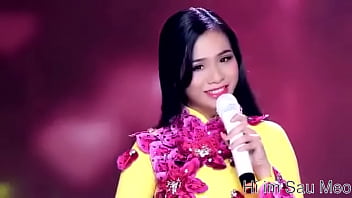 Skandal Vietnam: Penyanyi Lokal Terekam Mesum Dengan Aksi Ngentot Dan Colmek Sendiri