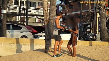 Gila! Pengalaman Pertama Anal Seks Dengan Gadis Thailand Super Seksi Dan Menggoda