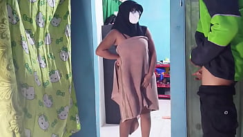 Dicegat Ojol Saat Lagi Ngesex Sendiri