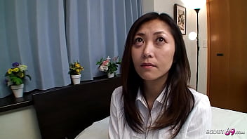 Ibu Tiri Jepang Tua Menggoda Untuk Ditiduri Dan Diberi Isi Dalam Film Porno Jav Tanpa Sensor