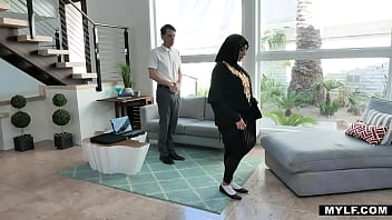 Milf Arab Menggila Dihamili Kontol Muda Kylie Kingston