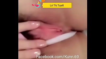 Tuyet Thu, Si Gadis Vietnam Yang Panas Dan Menggoda