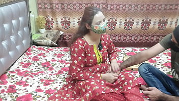 Pria Pengantar Pizza Diharduki Keras Dari Belakang Oleh Bhabhi India Berpantat Besar